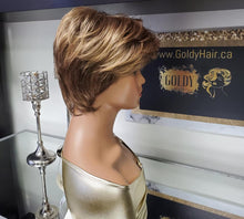 Load image into Gallery viewer, Beauty Spot by Gabor, Flexlite Synthetic Wig
